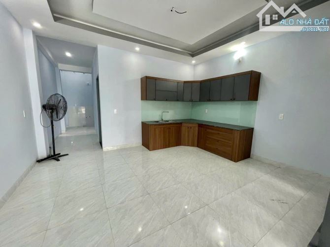 Bán nhà gác lửng Sổ Riêng đổ kiên cố Khu phố 4B, Trảng Dài - biên hoà - 2