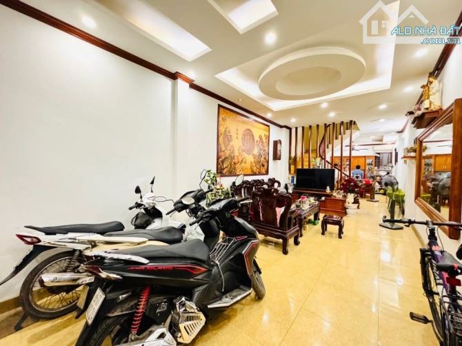 Đinh Công DT:57m2 2Tâng Giá 3,5 tỷ - 2