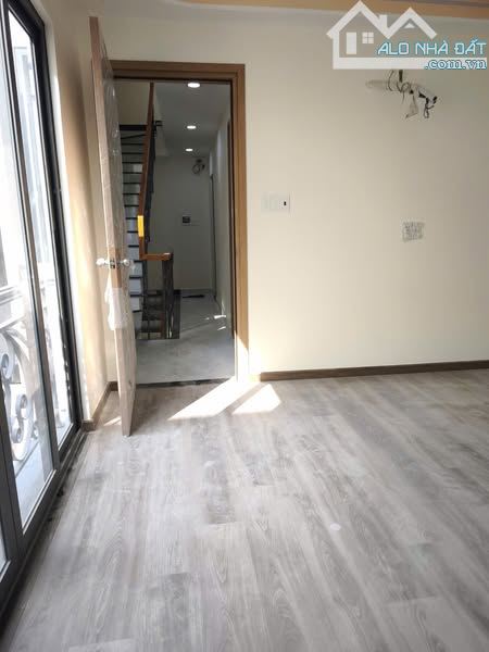 Bán Nhà 4x12.5m, 3 tầng, Hẻm Xe Hơi, Thị Trấn Nhà Bè, Nhà Mới, Giá 5.1 Tỷ. - 3