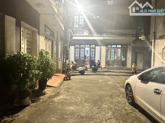 🎯SIÊU PHẨM! Bán nhà Bồ Đề – Long Biên – 3ô tô tránh - thoáng 2 mặt – 48m² – chỉ 10.5 TỶ💰 - 3