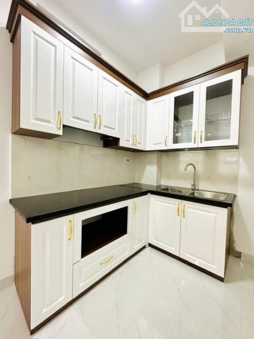 CỔ LINH - THẠCH BÀN - SÀI ĐỒNG AEON - NHÀ MỚI 44 M², 5 TẦNG - 1 NHÀ RA Ô TÔ - FULL NỘI THẤ - 3