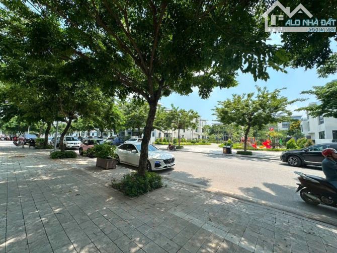 Bán biệt thự An Quý Villa Dương Nội, Hà Đông, 198m2, 4 tầng, mặt tiền 8m - 3