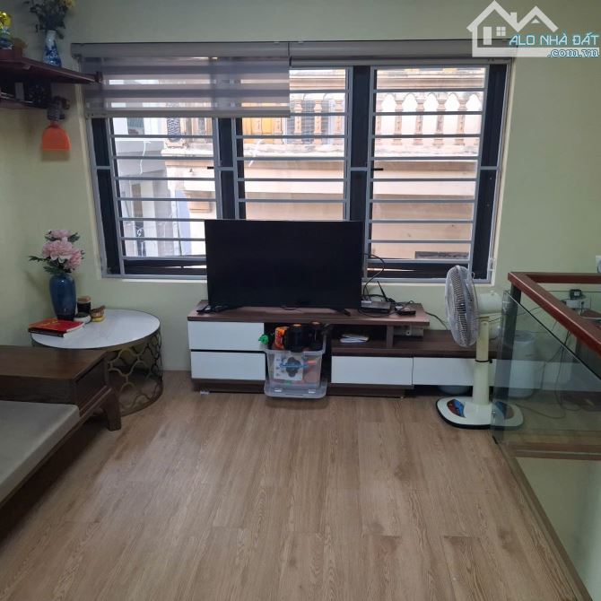 Bán nhà phân lô khu TT ĐH Mỏ, 2 mặt ngõ, ô tô đỗ cổng, 3 mặt thoáng, 40m, MT4m, nhỉnh 7 tỷ - 3