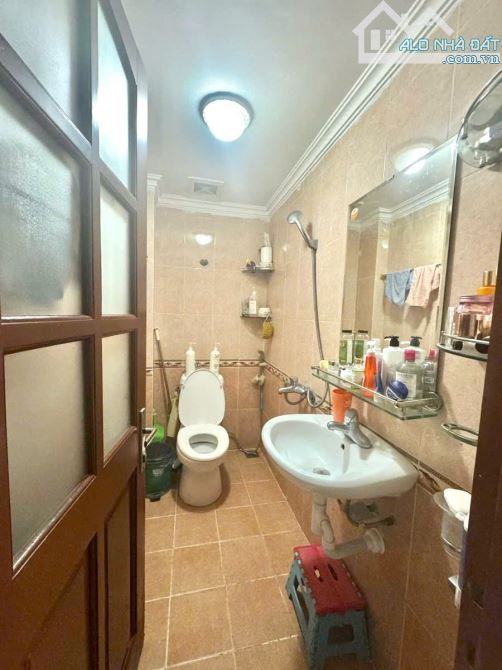 Siêu Hot!!! Bán Nhà ngõ phố Nguyễn Chí Thanh Đống Đa 60m2 5 tầng mt 4m - 3