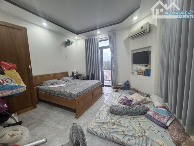 BÁN NHÀ QUỐC 1A AN PHÚ ĐÔNG Q12  - 4 TẦNG 200M2 ( 10.5M X 19M) - 7.56 TỶ. - 3
