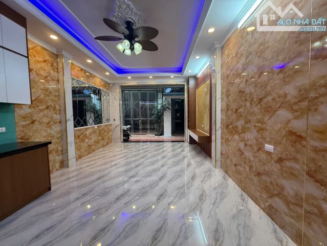 🔑 BÁN NHÀ TAM TRINH 42M² – 6 TẦNG THANG MÁY – 2 MẶT NGÕ – NHÀ MỚI – GẦN Ô TÔ – 10.1 TỶ - 3