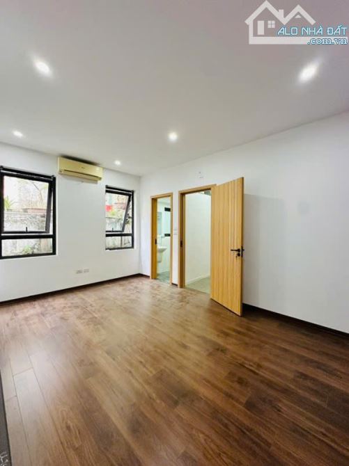 BÁN NHÀ RIÊNG PHỐ LÊ THANH NGHỊ - 5 TẦNG 3 NGỦ - NHÀ ĐẸP ĐỦ NỘI THẤT - SĐCC - 3