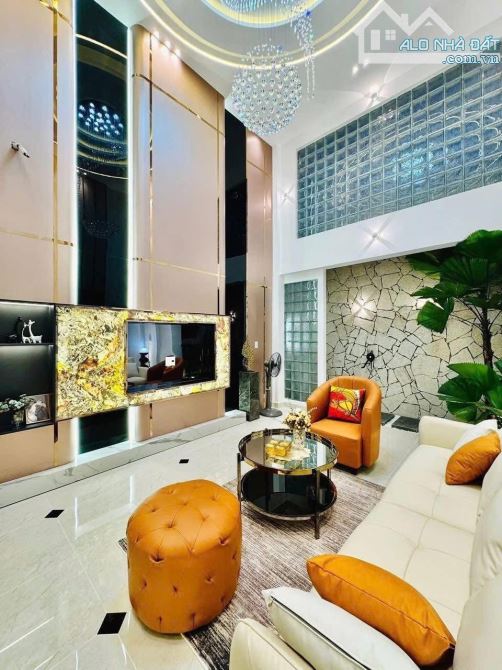 Cần bán nhà đang cho thuê 24 triệu/tháng ngay Tô Hiến Thành,P13,Quận 10-Giá:5tỷ140/ 67,5m2 - 3