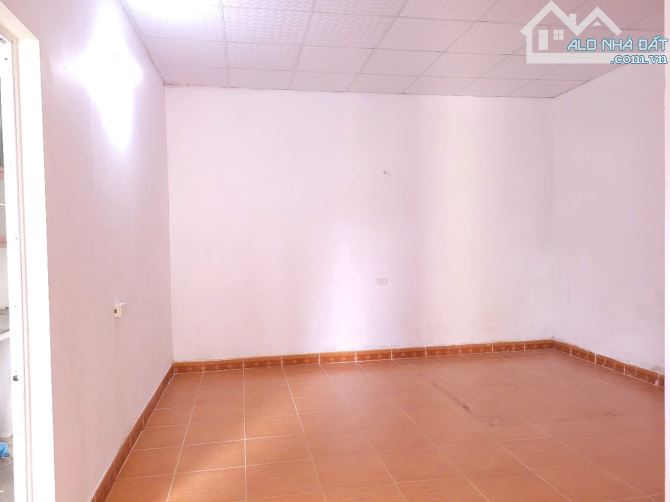 Bán Nhà cấp 4 bến xe miền tây cầu niệm đồng hòa kiến An Hải Phòng oto đỗ cửa giá 699 triệu - 3