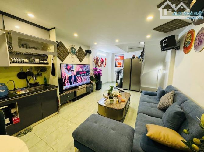 Nhà mới đẹp ở luôn Quan Nhân Cầu Giấy. Sổ vuông 31m, 7 tầng 3 ngủ MT4m Giá 8 tỷ - 3