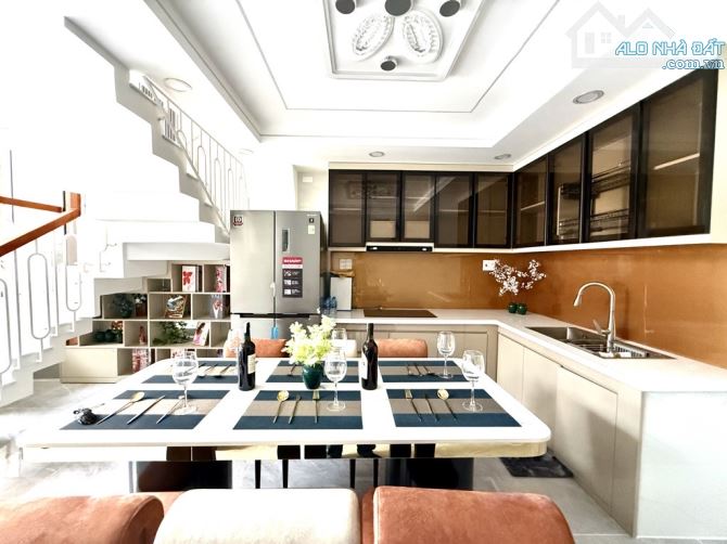 Siêu phẩm nhà phố mới xây, đúc BTCT 4 tầng, full nội thất, ô tô ngủ trong nhà - 4