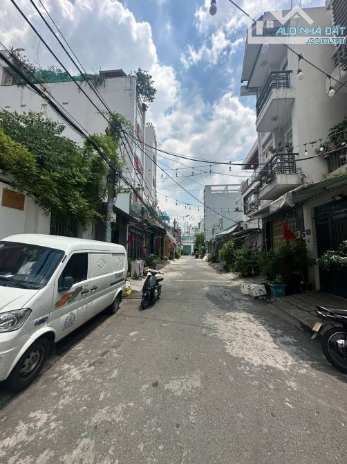 GẤP BÁN! Biệt thự 4 Tầng, gần Chợ Tân Hương,162m2( ngang 7,6m) 6PN.Sổ vuông. - 4