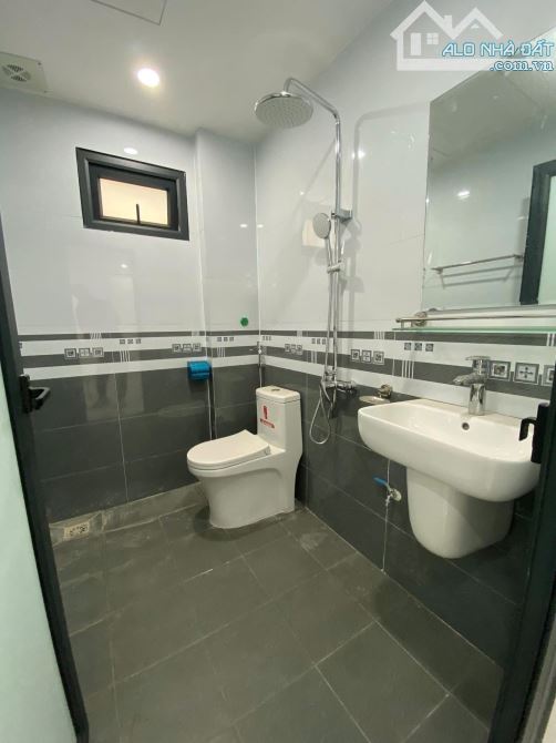 NHÀ ĐẸP LIÊN MẠC -BẮC TỪ LIÊM 34M 4 TẦNG , SÀN 2 PHÒNG GIÁ 4,6 Tỷ - 4