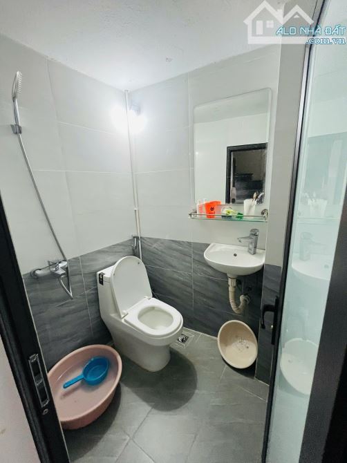 Nhà đẹp ở luôn Trần Thái Tông Cầu Giấy. Sổ 45m, 4 tầng 4 ngủ MT3m2 Giá 7.5 tỷ Ngõ 3 gác - 4