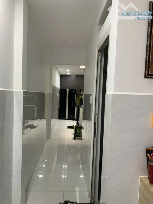 GIÁ CHỈ NHỈNH 3 TỶ - NHÀ LUỸ BÁN BÍCH - DTSD 80M² - 2PN - SỔ HỒNG RIÊNG - 4