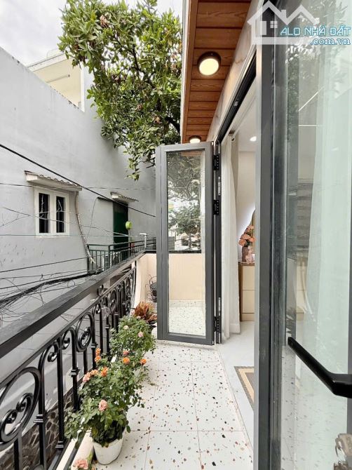 🏡 NHÀ ĐẸP HXH LẠC LONG QUÂN – FULL NỘI THẤT NHẬP KHẨU – CHỈ 4.6 TỶ - 4