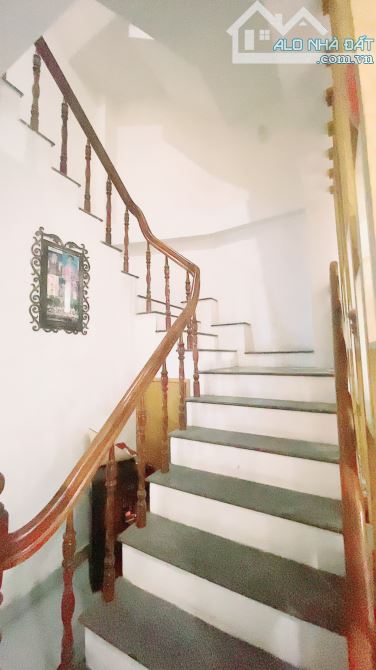 THÍCH QUẢNG ĐỨC P5 PHÚ NHUẬN 95M NHÀ 4 TẦNG BTCT 4PN HẺM XE HƠI KHU DÂN TRÍ AN NINH GIÁ 13 - 4