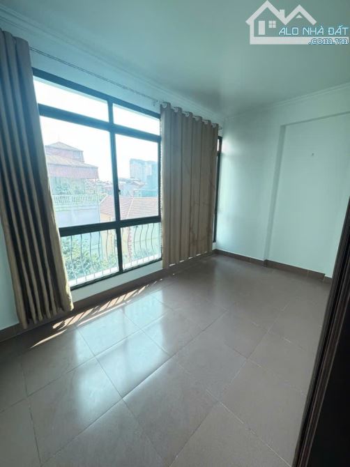 Bán nhà phố Trần Cung 68m2 5 tầng dân xây, mặt tiền rộng, ô tô đỗ cửa giá 15,5 tỷ - 4