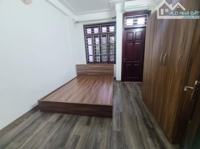 Nhà đẹp ở luôn Lê Văn Lương Cầu Giấy. Sổ vuông 37m, 5 tầng 5 ngủ MT3m5 Giá 8 tỷ - 4