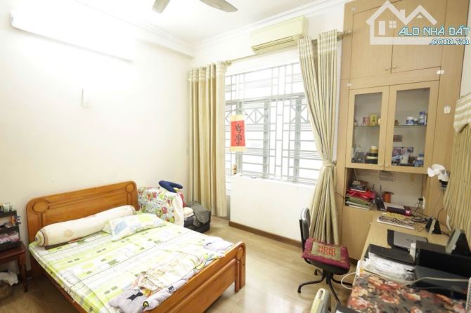 TRƯƠNG ĐỊNH NHÀ ĐẸP KHU VIP – SÁT MẶT TIỀN – NGAY GIAO NGUYỄN ĐÌNH CHIỂU - 70M2 5 TẦNG 5PN - 5