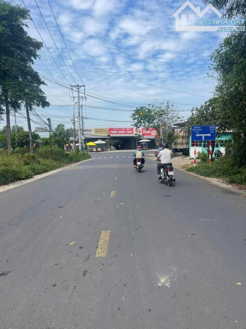 Bán Gấp nhà xưởng mặt tiền Hùng Vương Nhơn Trạch HẠ giá rẻ, SR chính chủ.GỌI NGAY 24/24H - 5