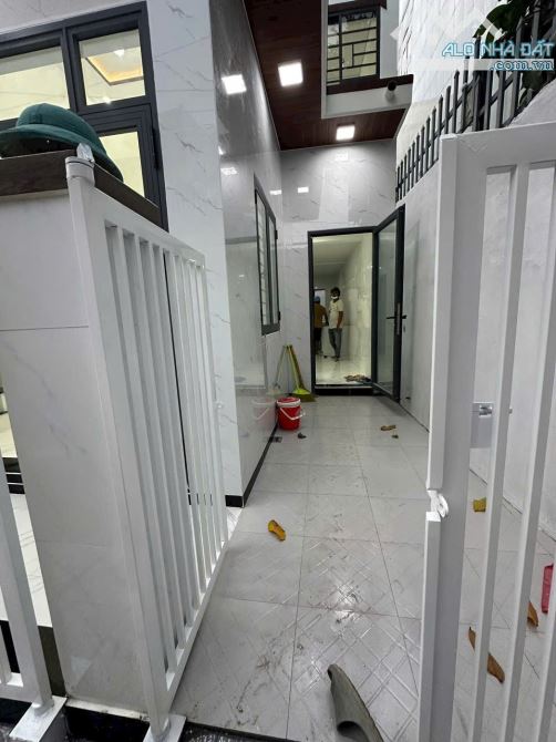 BÁN NHÀ GÁC LỬNG –KHU HẢI LÂM, GẦN BIỂN LONG HẢI – GIÁ MỀM CHỈ 1 TỶ 2 - 5