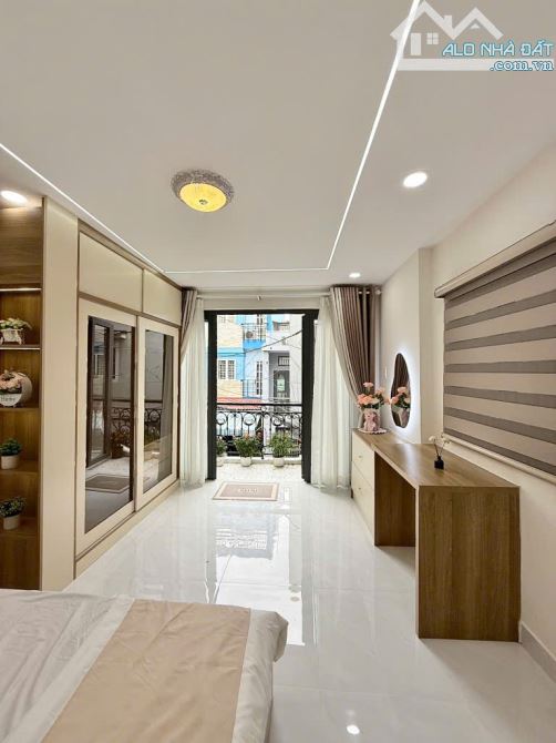 🏡 NHÀ ĐẸP HXH LẠC LONG QUÂN – FULL NỘI THẤT NHẬP KHẨU – CHỈ 4.6 TỶ - 5
