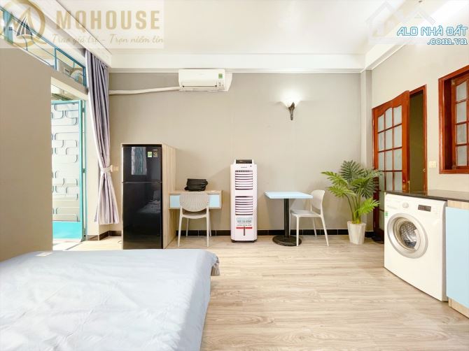 Cho thuê căn hộ Quận 1 full nội thất như hình thang máy - máy giặt riêng - mặt tiền đường - 5