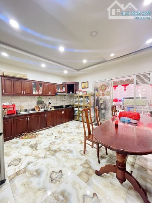NGỘP BANK nhà MTKD Nguyễn Sỹ Sách ngang 6M 118m2 5 lầu KD đỉnh ngay chợ Tân Trụ 18.X tỷ. - 5