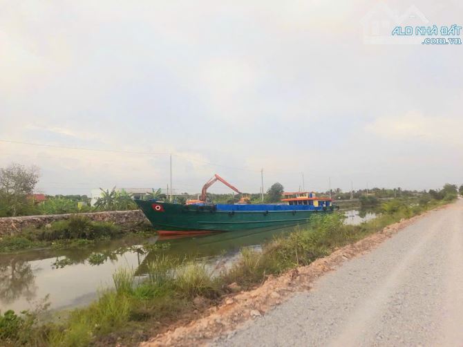 Quá ngộp, 1068m2 đất vườn 20x 53m, View kênh chỉ 820tr - 6