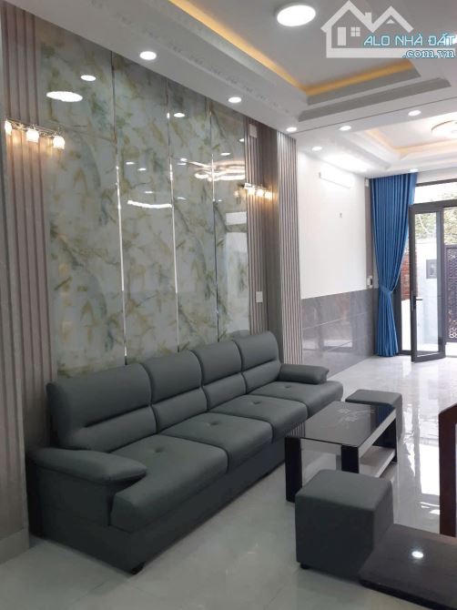 Bán nhà mới hẻm xe hơi Huỳnh Tấn Phát, Nhà Bè, Dt 4 x16m, 3 lầu, ST. Giá 6,4 tỷ - 6