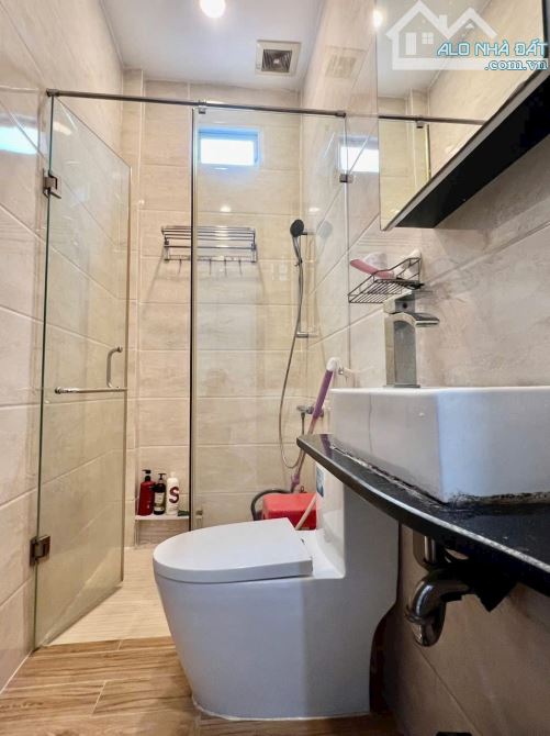 CHÍNH CHỦ CẦN BÁN BIỆT THỰ MINI DTSD 200M2 TÔN THẤT THUYẾT Q.4 GIÁ 7TYXX - 6