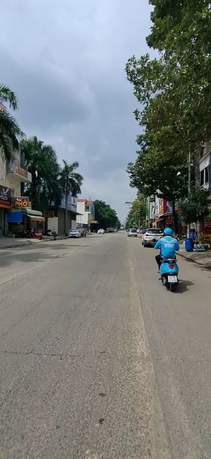 BÁN GẤP NHÀ 6 TẦNG DĨ AN|700M² SÀN| 143m²(5*28). VINCOM 550 DĨ AN – CHỈ 12,5 TỶ! - 6