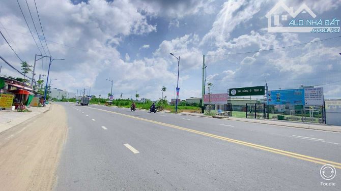 Cho thuê đất 840 mặt tiền Hoàng Quốc Việt  35 triệu - 6