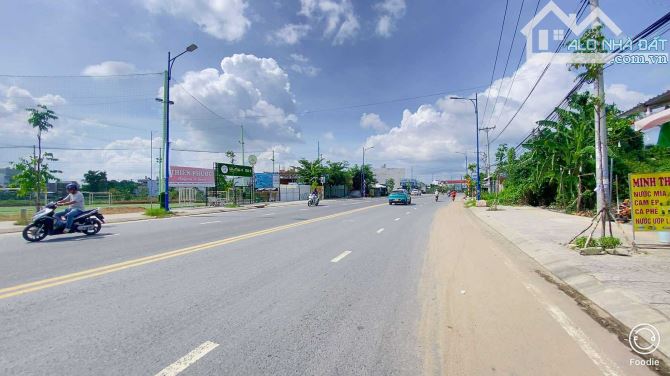 Cho thuê đất 840 mặt tiền Hoàng Quốc Việt  35 triệu - 7