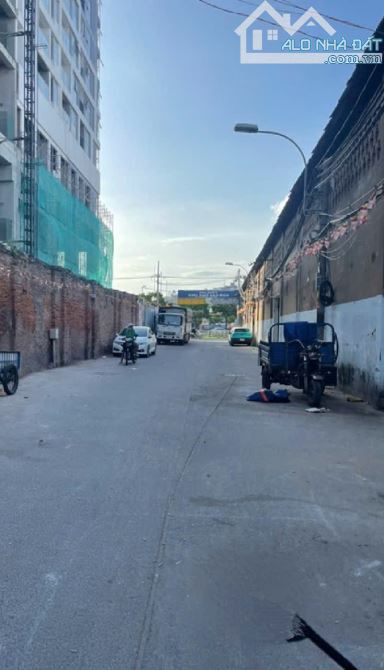 NHÀ SIÊU ĐẸP, 68M2, 4T, 5PN, Đ BÌNH ĐÔNG, QUẬN 8, GẦN CẦU CHÀ VÀ, CHỢ XÓM CỦI, CHỈ 5,2 tỷ - 8