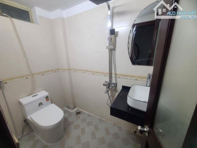 Nhà đẹp ở luôn Lê Văn Lương Cầu Giấy. Sổ vuông 37m, 5 tầng 5 ngủ MT3m5 Giá 8 tỷ - 8