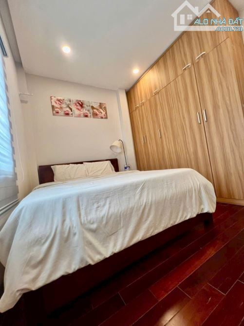CHÍNH CHỦ CẦN BÁN BIỆT THỰ MINI DTSD 200M2 TÔN THẤT THUYẾT Q.4 GIÁ 7TYXX - 9