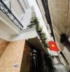 Nhà đẹp ở luôn Lạc Long Quân Cầu Giấy. Sổ vuông 31m, 5 tầng 2 ngủ MT4m Giá 7 tỷ