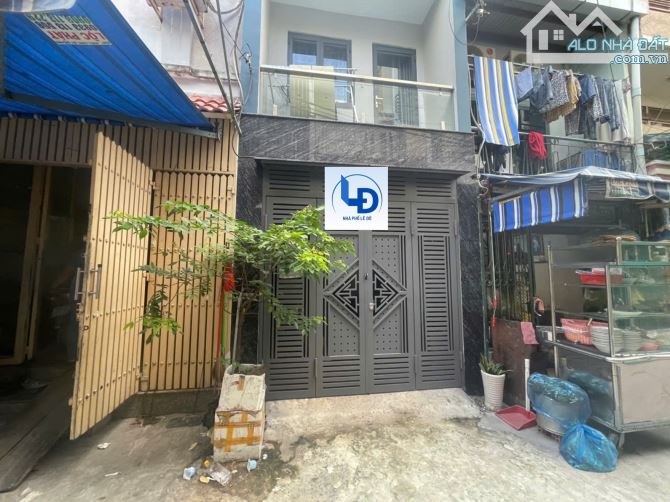 Nhà bán. Chỉ Nhỉnh 5 Tỷ Sở Hữu Nhà Đẹp Trung Tâm Tân Bình – Sổ Riêng!Có nggay dòng tiền - 10
