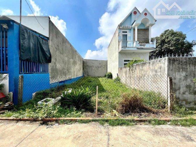 5.8x18 giá chỉ còn 1.4 tỷ đầu tư Ngon cho anh chị
