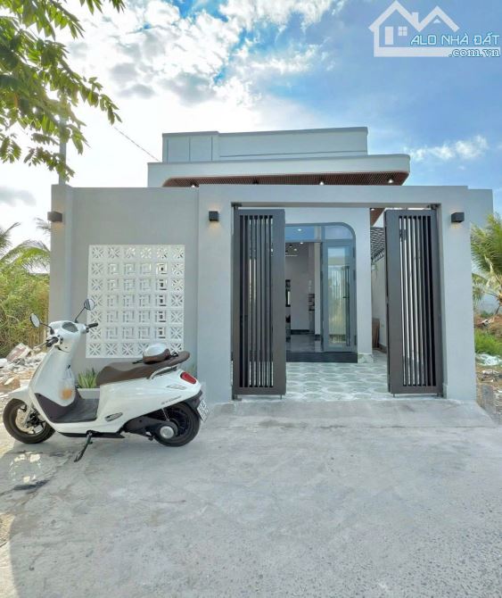 NHÀ CẤP 4 GIÁ RẺ PHƯỜNG TÂN TRIỀU