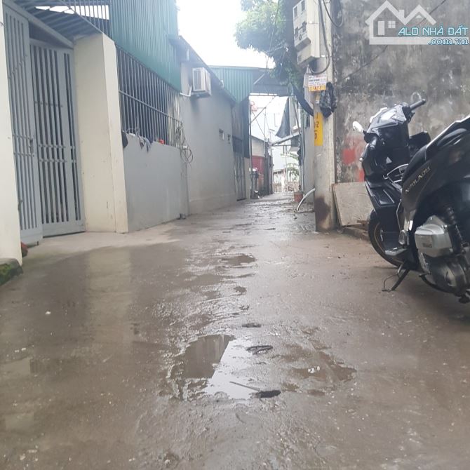 40M2 ĐẤT LÔ GÓC – ĐẠI MỖ – 2 MẶT THOÁNG – GẦN Ô TÔ – GẦN KHU ĐÔ THỊ LỚN – GIÁ CHỈ 4,8 TỶ