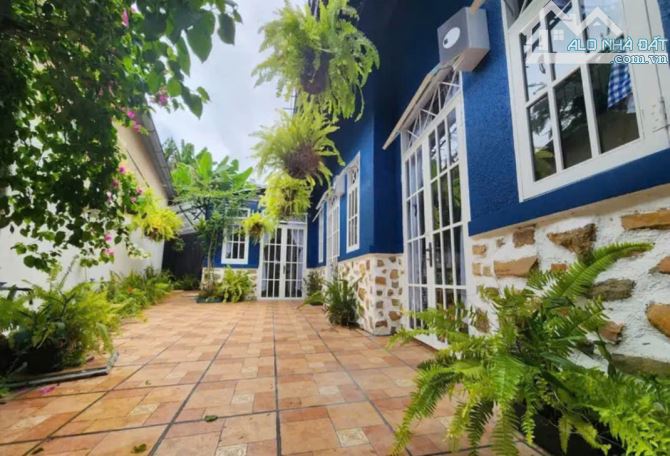 CẦN BÁN GẤP HOMESTAY ĐÀO DUY TỪ 137M2 NGANG 11M GỒM 3 CĂN HOME 6PN 6WC GIÁ 5,45 TỶ