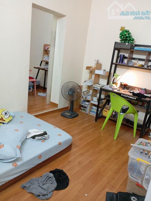 GẦN PHỐ - NGÕ THÔNG – BA GÁC – TẦM TIỀN