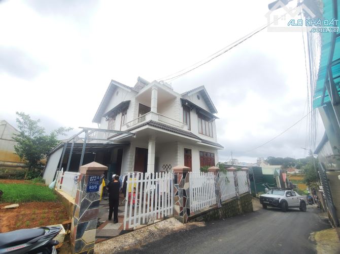 9.5 tỷ - 159m2 -Villa Trần Đại Nghĩa, Phường 8, Đà Lạt
