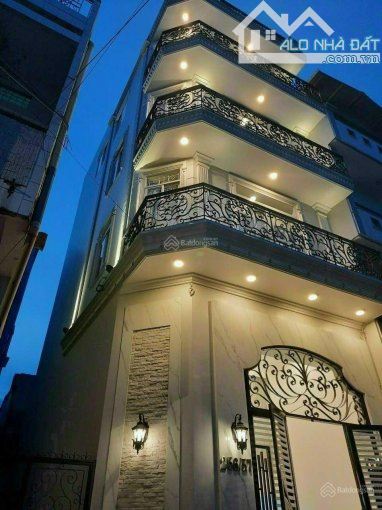 Bán Nhà đường Bùi Viện, Quận 1, 4.2x17m, 6 tầng - thang máy - ( 90 triệu ) - giá 29.5 tỷ.