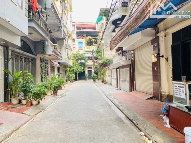 PHÂN LÔ 19 & 43 PHỐ KIM ĐỒNG, 50MX3T, MT 4M, VỈA HÈ, Ô TÔ TRÁNH, THÔNG BÀN CỜ, 12.5 TỶ