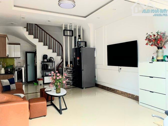 BÁN NHÀ ĐƯỜNG TÂY MỖ, ĐẠI MỖ - 38M 5T MT4.4M - NHÀ ĐẸP LÔ GÓC 2 THOÁNG - HÀNG XÓM VINSMART