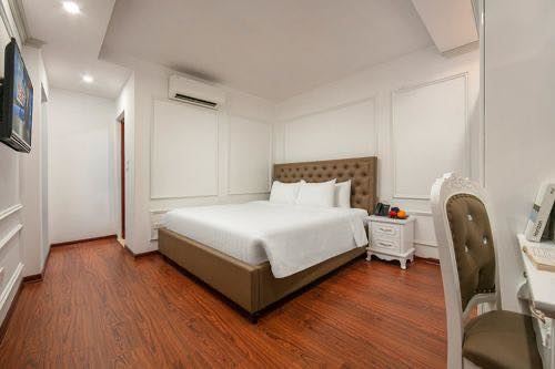 Cho Thuê Khách Sạn 22 Phòng đường La Văn Cầu, cách biển 100m